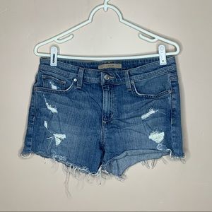 SOLD ⭐️ Joe’s Jeans Denim Shorts